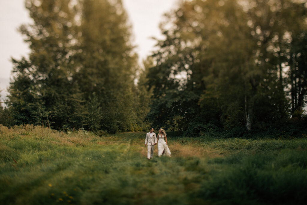 farmland in lynden wedding photo